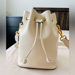 Fendi Mon Tresor leather bucket bag in Cream